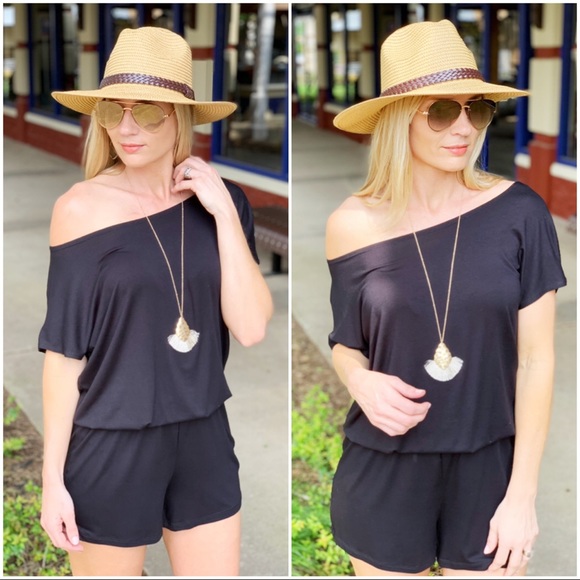 ✨LAST ONE✨Black knit romper - Picture 2 of 4